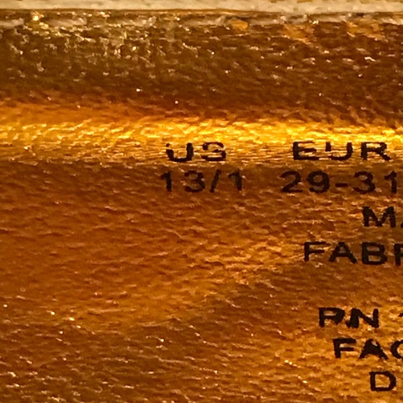 Princess Elena dress and shoes - Picture 7 of 7